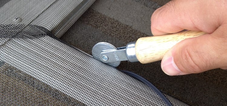 metal screen door repair in Oak Ridge