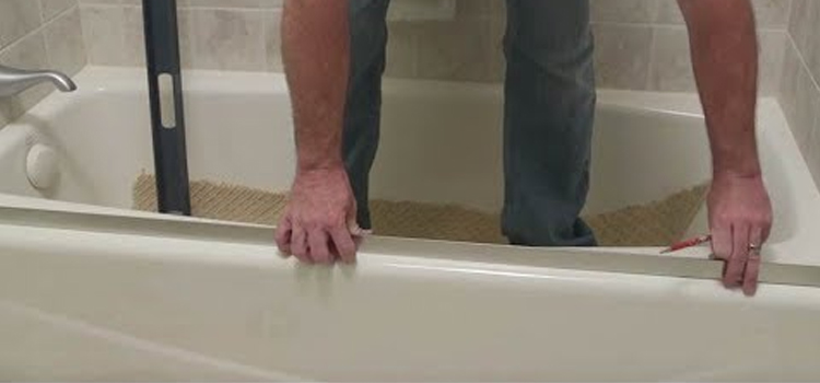 Sliding Shower Door Repair in Oak Ridge
